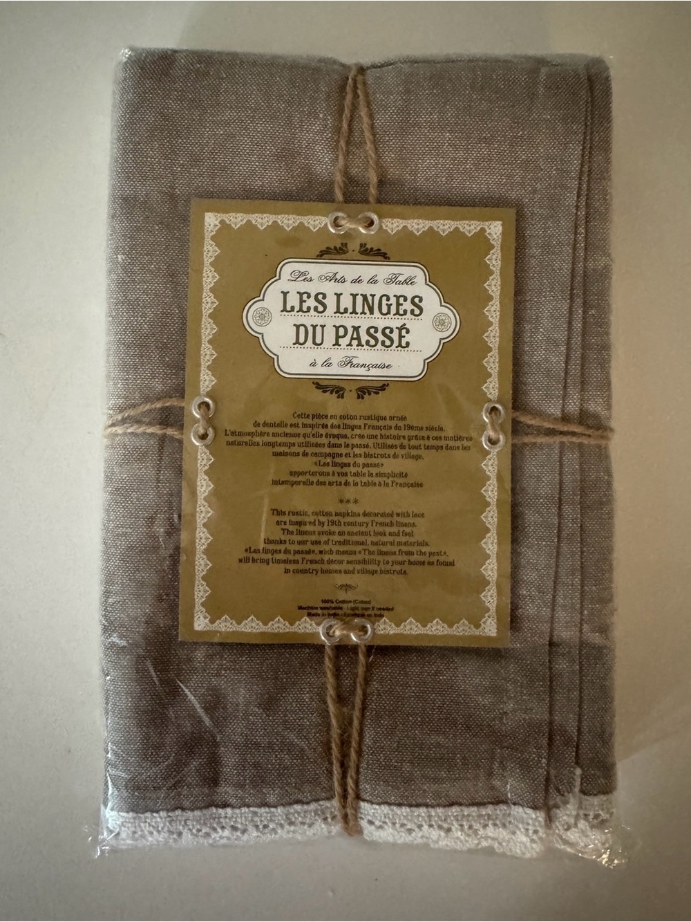 Kiss That Frog - Les Linges du Passe Natural and White Napkin, set of 4 NEW